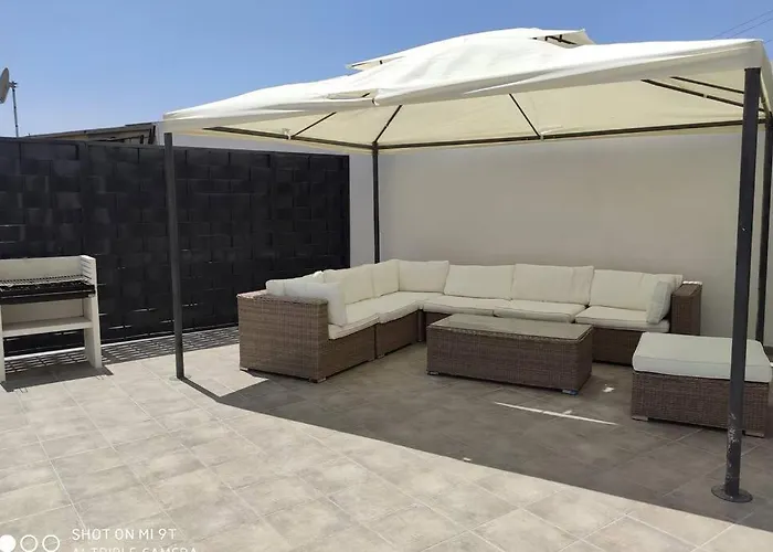 Prázdninový dům Nayda Gran Casa Con Piscina